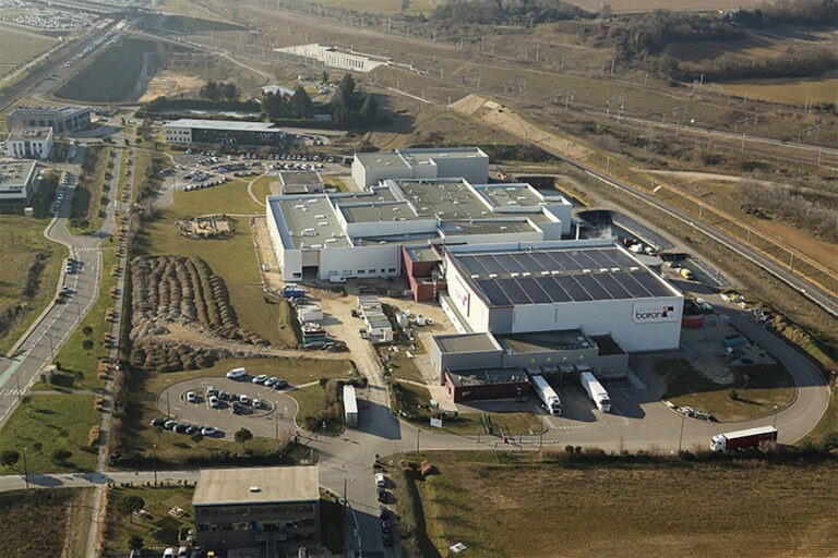 Vue aérienne du site de production Les vergers Boiron - Les vergers Boiron